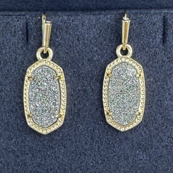 Kendra Scott Lee Gold Drop Earrings in Platinum Drusy. - Picture 6 of 7